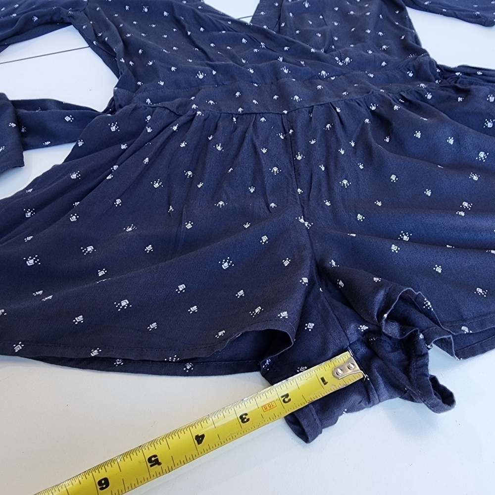 O'NEILL Gabriella Open Back Flutter Sleeve Romper Navy White Geo Print Viscose M - Picture 9 of 16